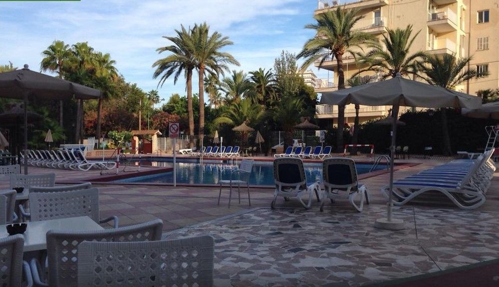 Globales Palmanova Hotel Exterior photo