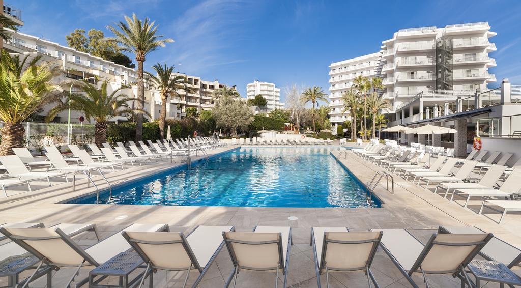 Globales Palmanova Hotel Exterior photo