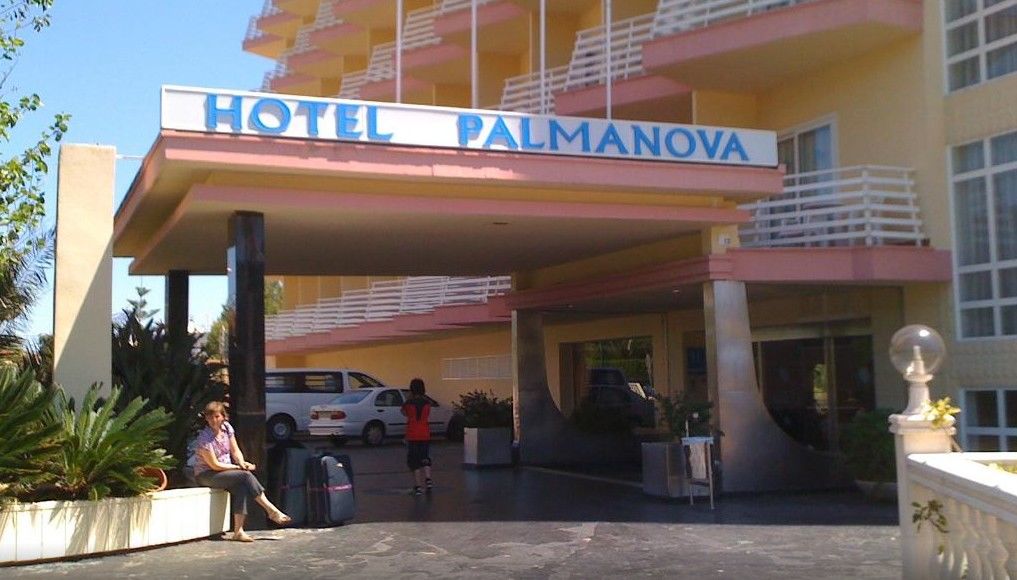 Globales Palmanova Hotel Exterior photo