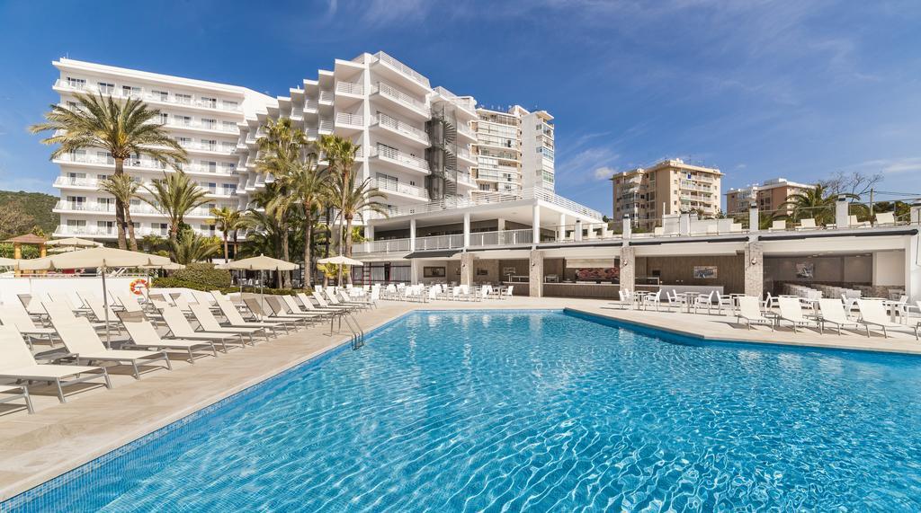 Globales Palmanova Hotel Exterior photo