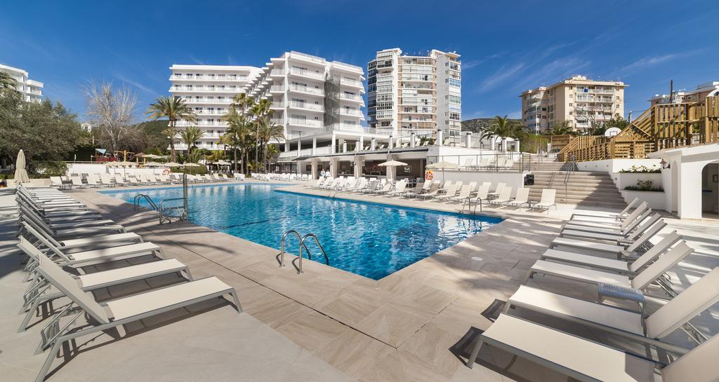 Globales Palmanova Hotel Exterior photo